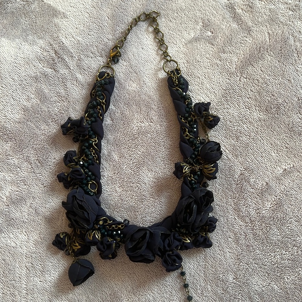 Ana Popova used necklace in new condition. Worn only once. Midnight blue color.